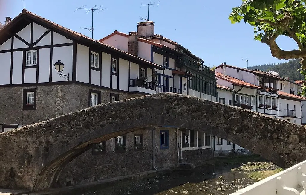Urdaibai Etxea Villa Ea